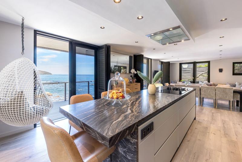 5 Bedroom Property for Sale in Camps Bay Western Cape